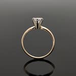 R956 Grus yellow gold ring with a round cut diamond top view