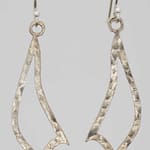 E628 Hammered Pointed Wave Earrings